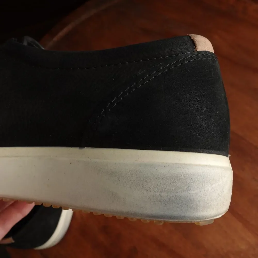 Ecco Sneakers Womens SZ EU 38 US 7-7.5 Black Soft 7 Zip Up Comfort Walking Shoes